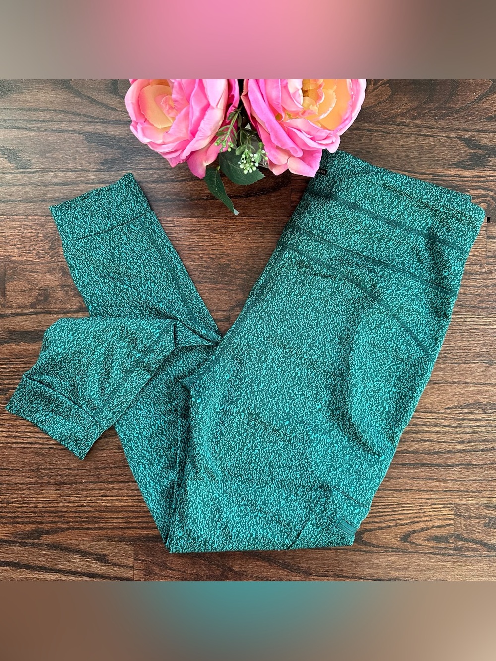 Mondetta slim fit fleece lined joggers, size L